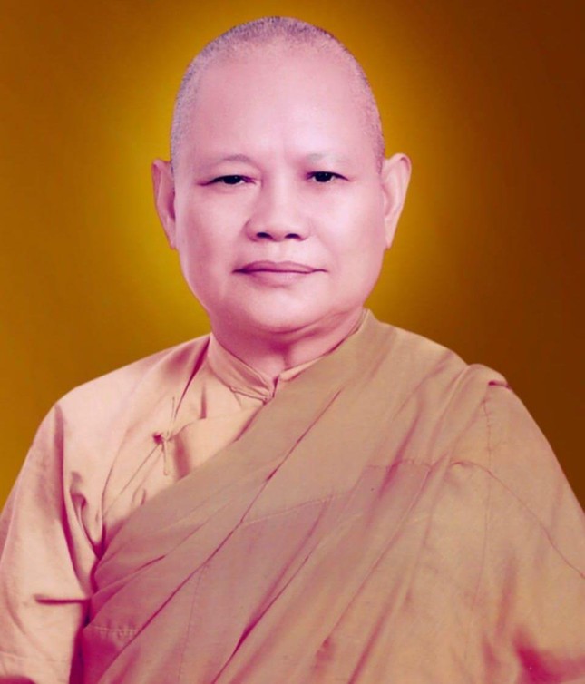 Chân dung Ni trưởng Thích nữ Kiệm Liên