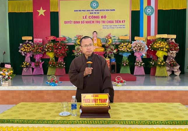 Đại đức Thích Nhật Thanh phát biểu tại hội nghị