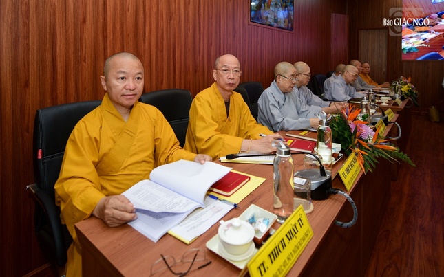 Đại biểu Tăng Ni