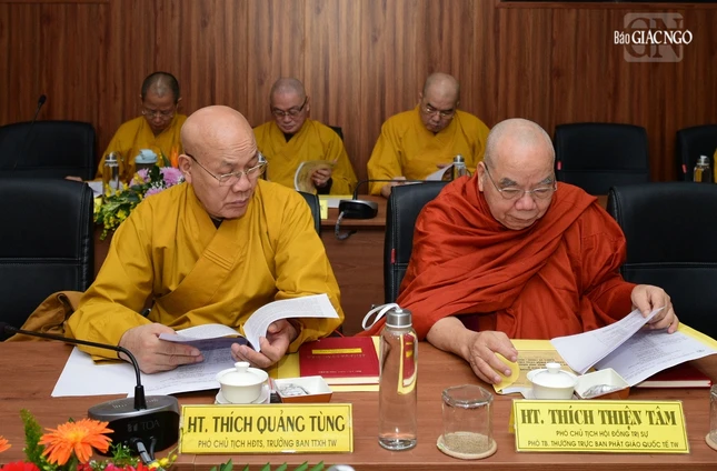 Chư vị Phó Chủ tịch