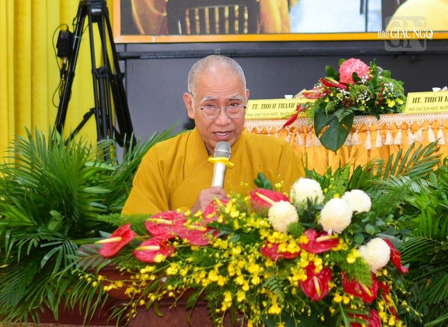 Thượng tọa Thích Tâm Đức trình nhân sự dự kiến của Viện Nghiên cứu Phật học VN