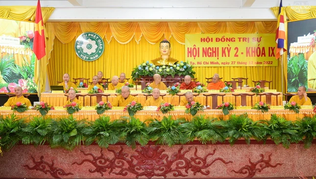 Chư tôn giáo phẩm chứng minh, chủ tọa hội nghị