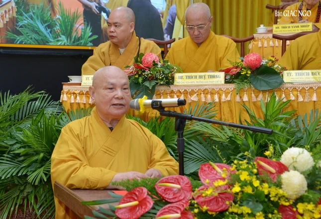 Hòa thượng Thích Thiện Nhơn phát biểu khai mạc hội nghị