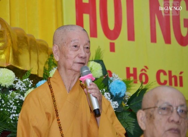 Đức Pháp chủ GHPGVN ban đạo từ tại hội nghị