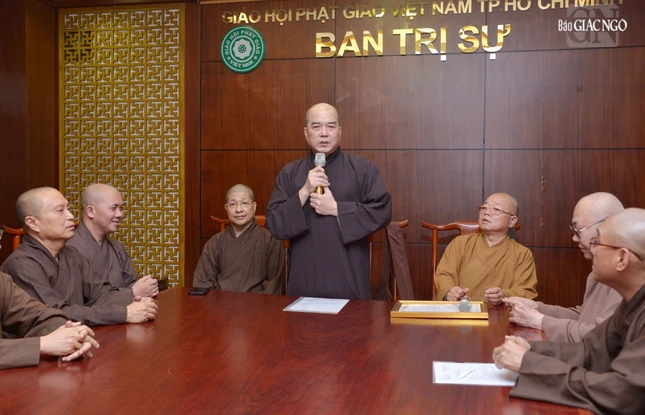 Thượng tọa Thích Truyền Cường triển khai, phân công công tác đến thành viên Ban Kinh tế - Tài chính Phật giáo TP.HCM