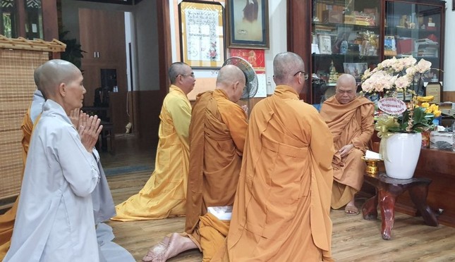 Hòa thượng Thích Giác Toàn ban đạo từ