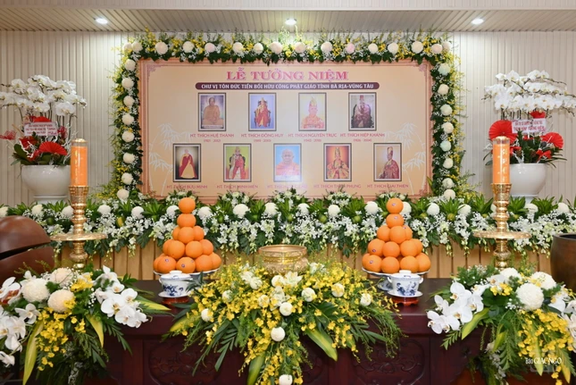 Giác linh đài chư vị Trưởng lão Hòa thượng lãnh đạo Giáo hội tỉnh tiền nhiệm đã viên tịch qua các thời kỳ