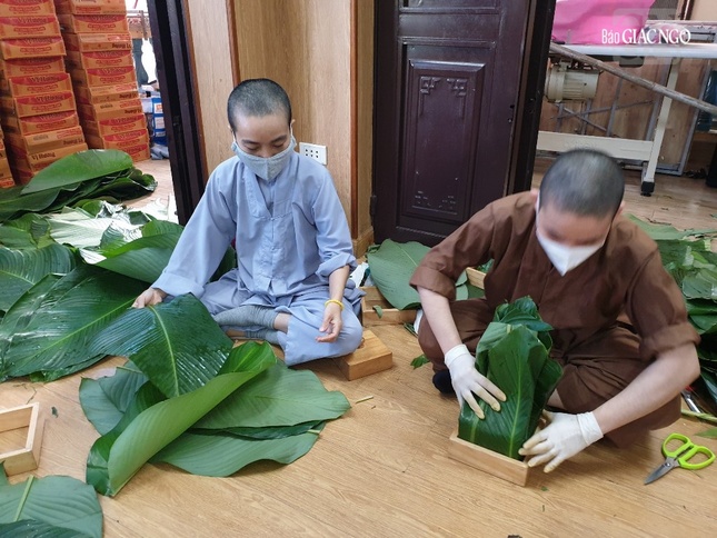 Không khí Tết ở đây lan tỏa bởi sự hoan hỷ từ việc thiện lành