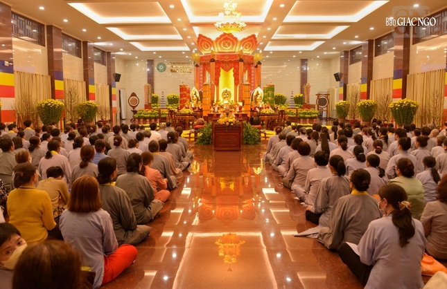 Đàn tràng Pháp hội Dược Sư tổ chức trong 3 ngày 6, 7 và 8 tháng Giêng năm Quý Mão, và sẽ được duy trì, cử hành thời khóa vào chiều mỗi ngày cho hết rằm tháng Giêng.