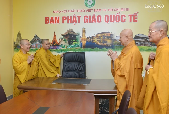 Thăm Ban Phật giáo Quốc tế Thăm Ban Phật giáo Quốc tế