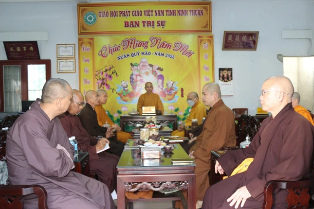 Ban Thường trực Ban Trị sự họp mặt, triển khai Phật sự đầu năm Quý Mão