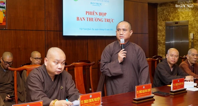 Thượng tọa Thích Tâm Hải đóng góp ý kiến