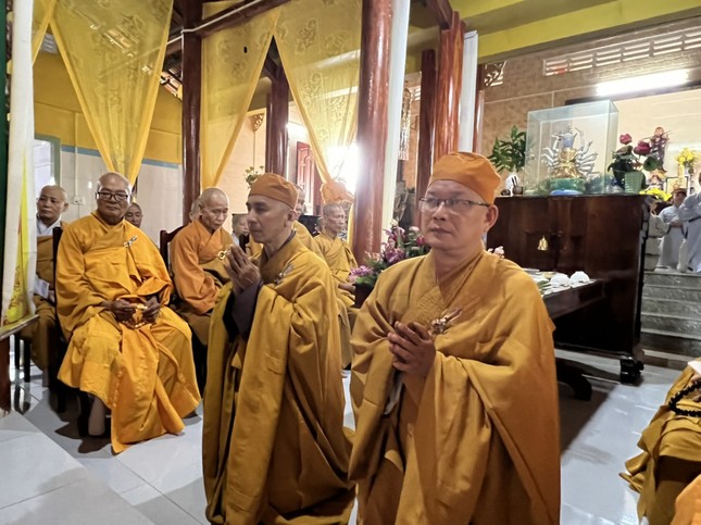 Môn đồ pháp quyến Hòa thượng