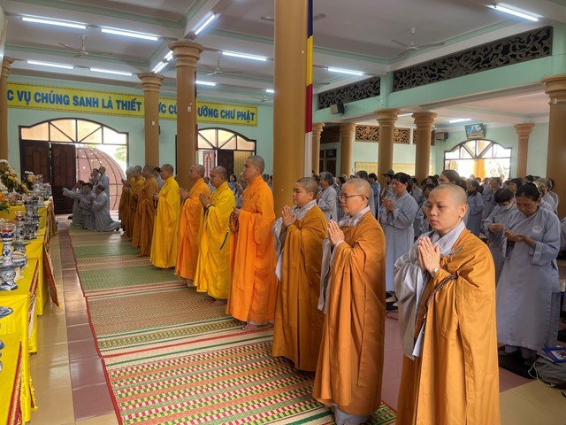 Lễ cầu an đầu năm Quý Mão do Phân ban Cư sĩ Phật tử tỉnh tổ chức