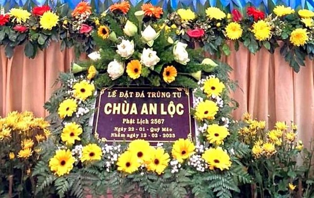 Đặt đá trùng tu chùa An Lộc