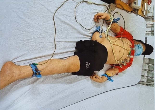 Em Đào Đức Phúc, sinh năm 2010 bị ung thư xương