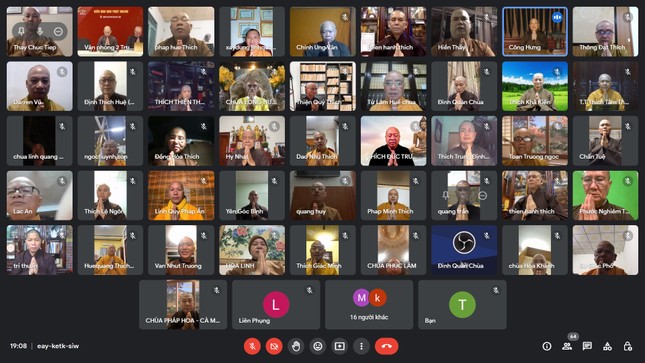 Toàn cảnh chư tôn đức Ban Hoằng pháp T.Ư họp trực tuyến