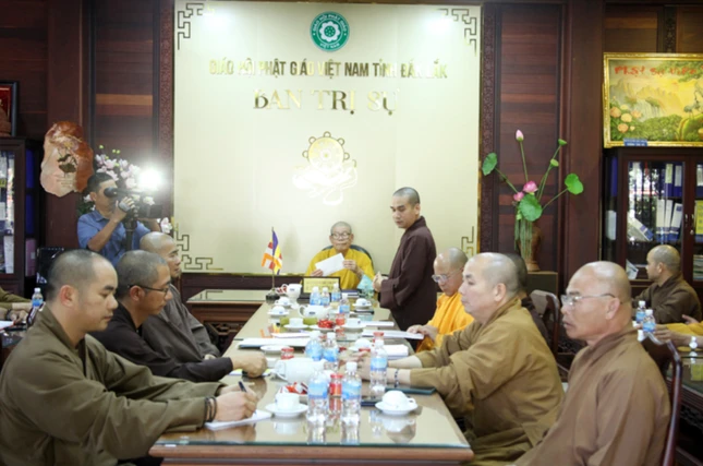 Buổi họp của Ban Thường trực Ban Trị sự tỉnh