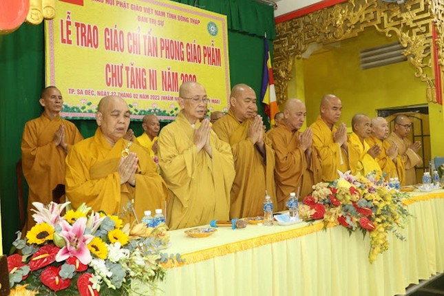 Chư tôn đức chứng minh, tham dự