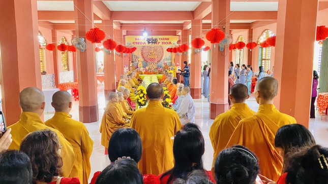 Quang cảnh buổi lễ khánh thành chùa Pháp Hoa