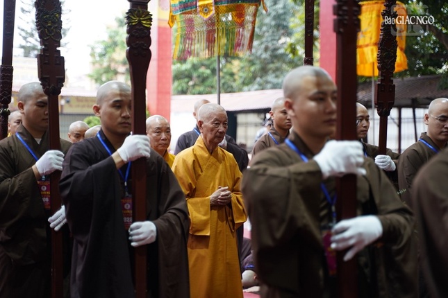 Đức Pháp chủ GHPGVN quang lâm chùa Bằng, nơi tổ chức Đại giới đàn