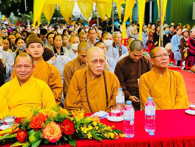 Chư tôn đức Tăng Ni, Phật tử tham dự