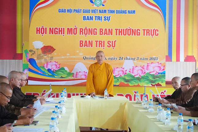 Hòa thượng Thích Phước Minh phát biểu tại buổi họp Hòa thượng Thích Phước Minh phát biểu tại buổi họp