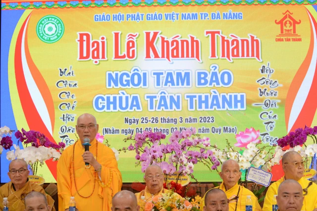Hòa thượng Thích Trí Viên tán thán chư Tăng, Phật tử chùa Tân Thành Hòa thượng Thích Trí Viên tán thán chư Tăng, Phật tử chùa Tân Thành