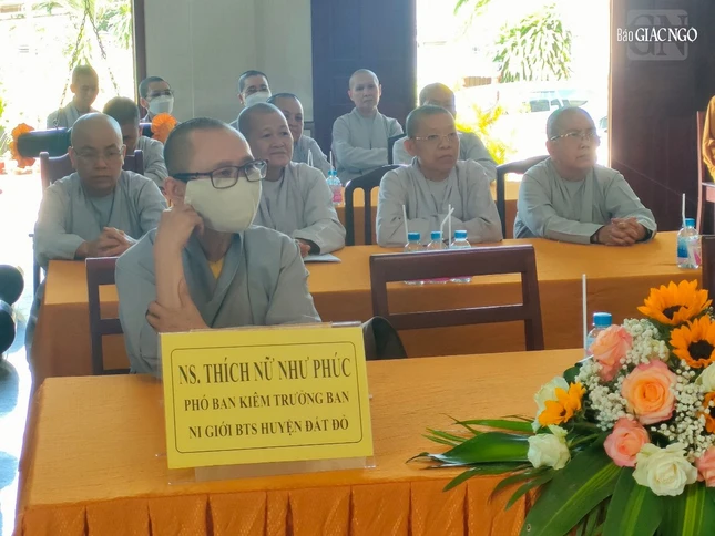 Chư Ni Phật giáo H.Đất Đỏ