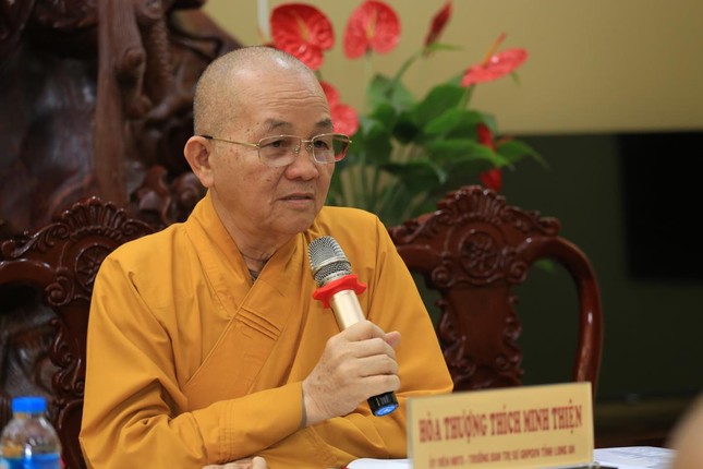 Hòa thượng Thích Minh Thiện đúc kết hội nghị