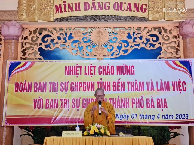 Hòa thượng Thích Huệ Trí tại văn phòng Ban Trị sự TP.Bà Rịa