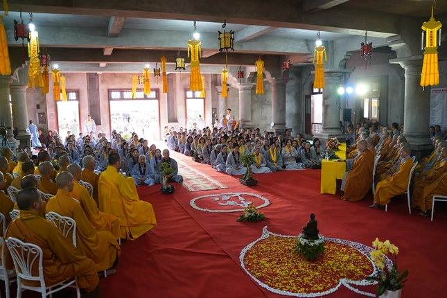 Quang cảnh khai mạc khóa tu "Một ngày an lạc" Quang cảnh khai mạc khóa tu "Một ngày an lạc"