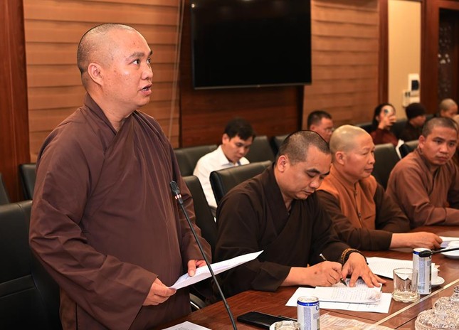 Đóng góp ý kiên tại hội nghị