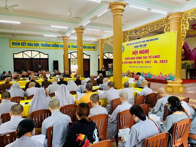 Quang cảnh buổi họp