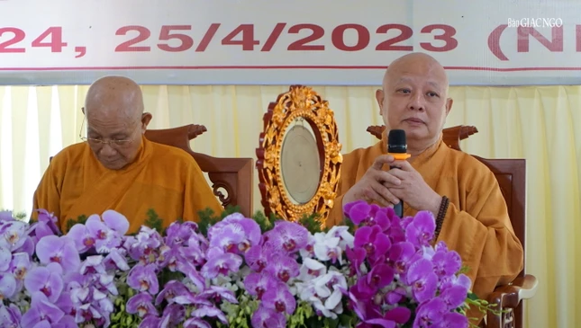 Hòa thượng Trưởng ban Nghi lễ T.Ư giải đáp một số câu hỏi về nghi lễ