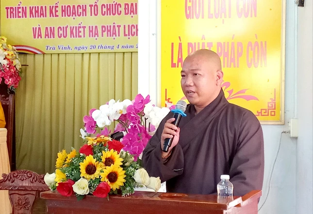 Đại đức Thích Minh Trí trình kế hoạch tổ chức Phật đản, An cư kiết hạ