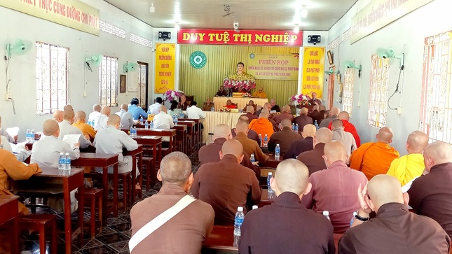 Quang cảnh buổi họp Quang cảnh buổi họp