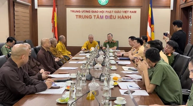 Buổi làm việc nhằm xây dựng kế hoạch phối hợp giữa Cục Cảnh sát Giáo thông và GHPGVN về việc tăng cường công tác tuyên truyền, phổ biến, giáo dục, vận động Tăng, Ni, Phật tử tham gia bảo đảm trật tự an toàn giao thông giai đoạn 2023-2026