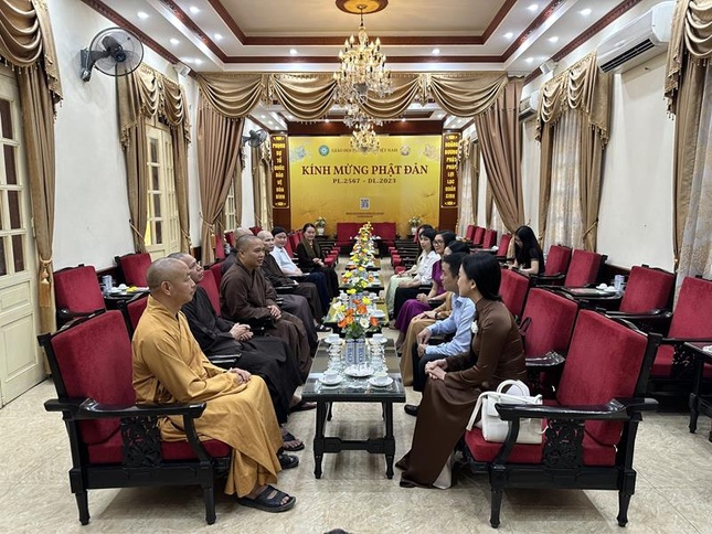 Tiếp đoàn Viện Trần Nhân Tông