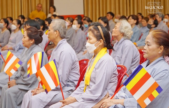 Phật tử kính mừng ngày Đức Phật đản sinh