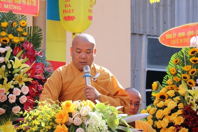 Thượng tọa Thích Trí Thọ thay mặt Ban Tổ chức phát biểu cảm tạ Thượng tọa Thích Trí Thọ thay mặt Ban Tổ chức phát biểu cảm tạ