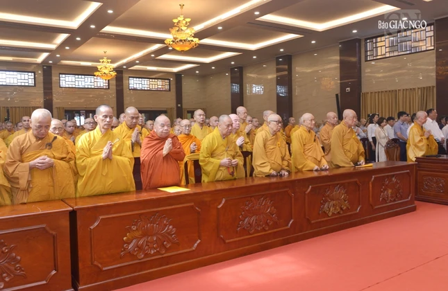 Chư tôn giáo phẩm Hội đồng Chứng minh, Hội đồng Trị sự