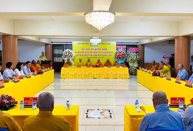 Quang cảnh lễ công bố quyết định