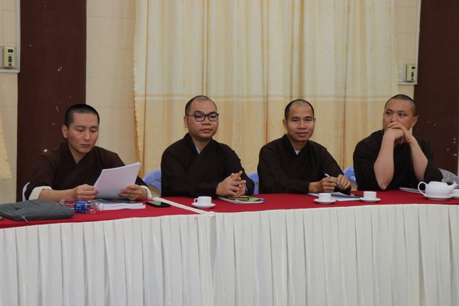 Chư tôn đức tham dự