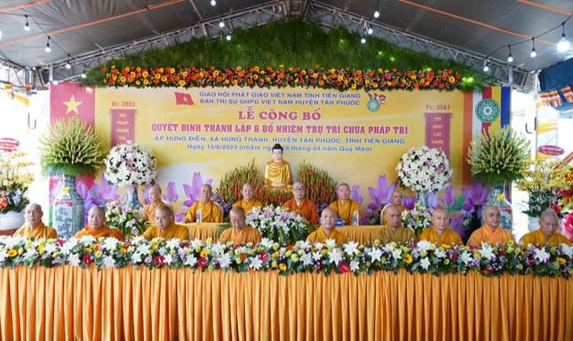 Chư tôn đức chứng minh, tham dự