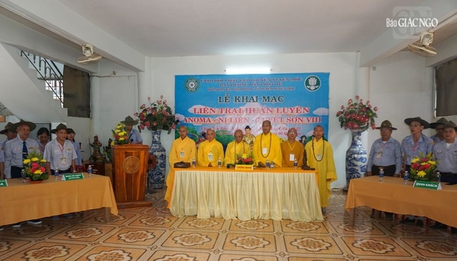 Chư tôn đức chứng minh