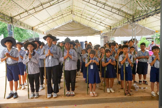 Trại huấn luyện Anoma - Ni Liên - Tuyết Sơn VIII nằm trong chương trình tu học và huấn luyện trường kỳ dành cho đoàn sinh các ngành thiếu, ngành đồng Gia đình Phật tử