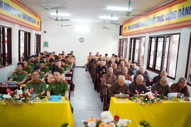 Ban Trị sự GHPGVN TP.Hà Nội và Công an TP.Hà Nội sẽ kết hợp tuyên truyền, phổ biến, giáo dục pháp luật về trật tự, an toàn giao thông