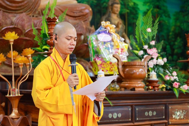Đại đức Thích Nhuận Nghĩa, Trưởng ban Tổ chức phát biểu khai mạc