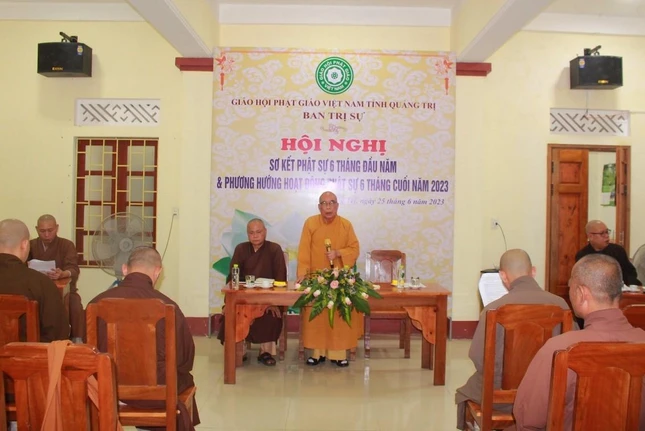 Hòa thượng Thích Thiện Tấn phát biểu khai mạc